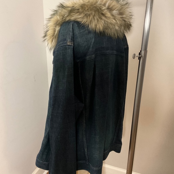 **FALL SALE** LRL Denim Jacket - Picture 3 of 5